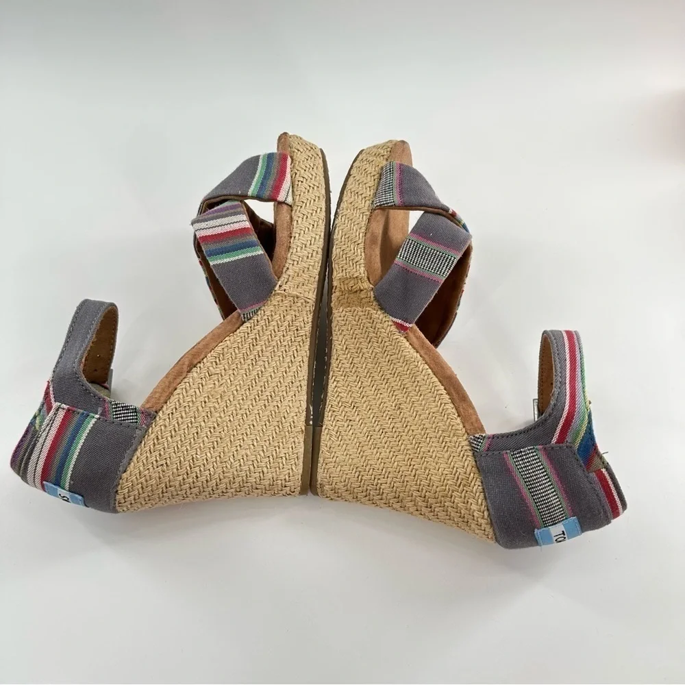 Toms womens size 5 platform wedges multicolored stripe canvas
